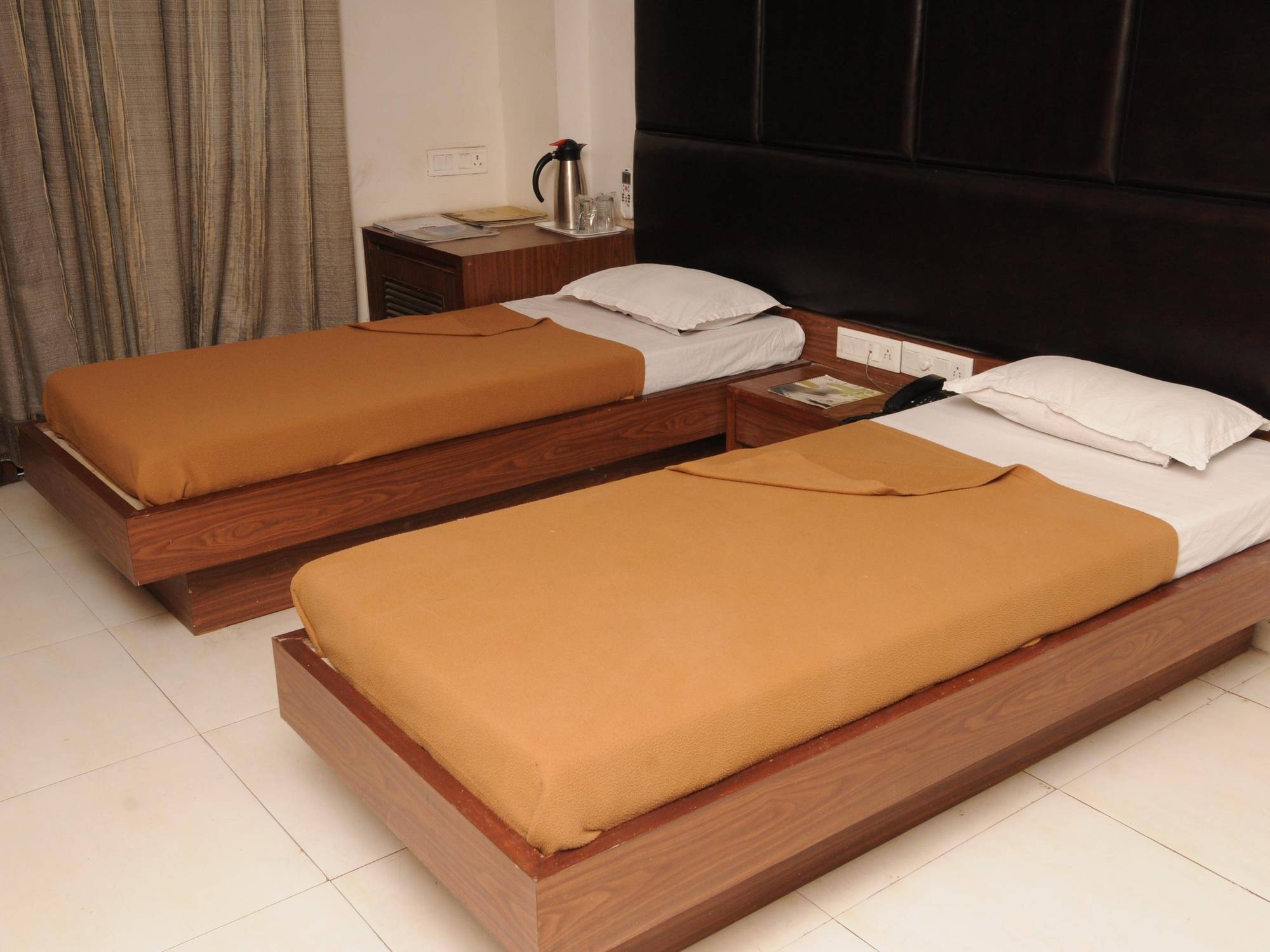 Neelkanth Paradise Hotel Ahmedabad Exterior photo